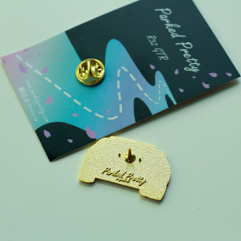 R32 GTR Gold Pin